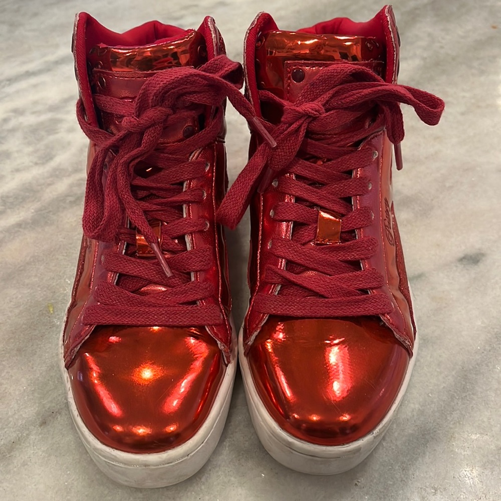 Pop Pastry Red Hip Hop Shoes, Size 6